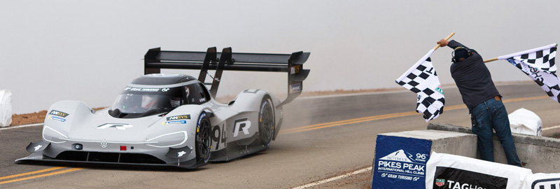 Volkswagen I.D.R Pikes Peak Electric race car record 2018